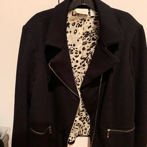 Chicos Moto jacket leopard inside